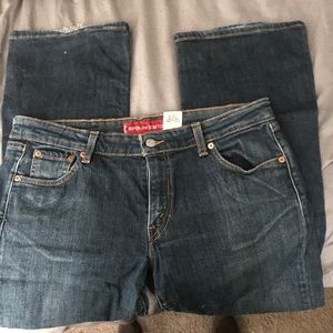 Levi’s 518 jeans, Levi’s low rise jeans 13